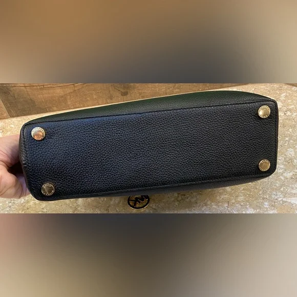 Michael Kors Camille Large Leather Satchel in Black Pebble with Gold Immaculate! - Picture 14 of 15